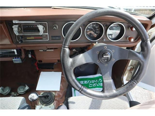 日産 サニー ロングDX 4MT 白全塗装 ロールパン の中古車詳細 (改ざん