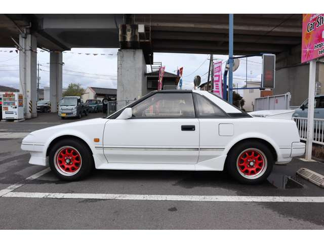 トヨタ MR2 1.6 G スーパーチャージャー Tバールーフ 5MT 同色全塗 の