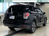 中古車をキレイで気持ちよくお乗りいただけるよう、エンジンルームから、シートを外した洗浄まで、目に見えない部分も徹底的に洗浄しています!