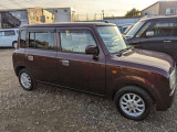 店頭には常時30台から40台の車をご用意しております。