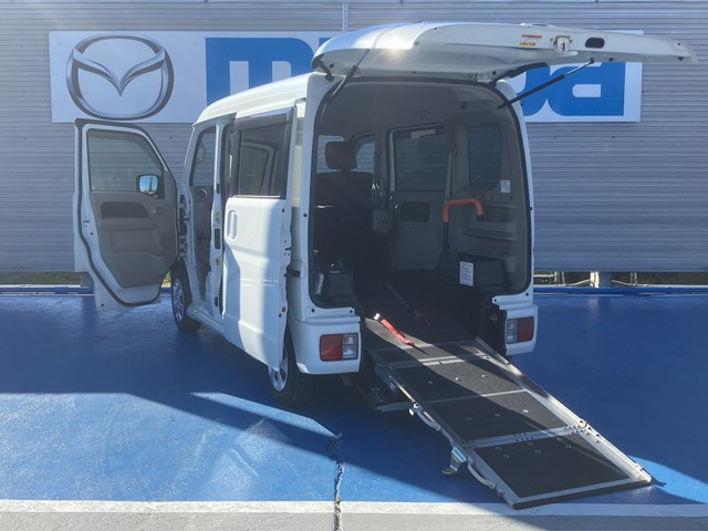 NV100クリッパーリオ  チェアキャブ ハイルーフ 4WD