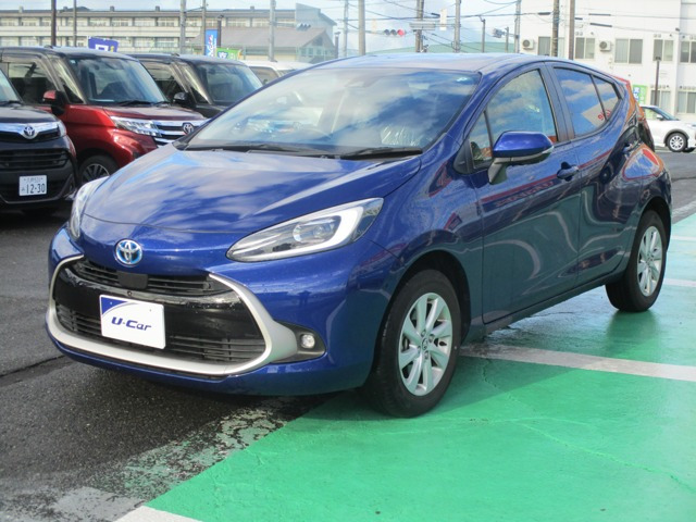 アクア  1.5 Z E-Four 4WD