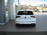 希少なGOLF TDI R-LINE PLATINUM EDITION パノラマスライディングルーフ付き入荷しました!