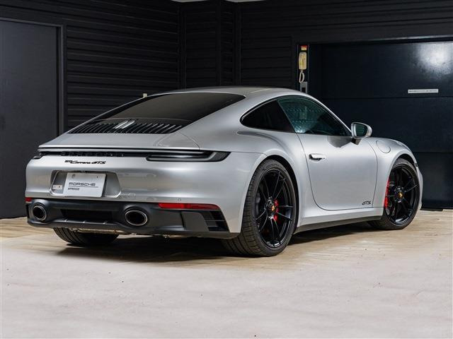 ポルシェ 911 カレラ GTS の中古車詳細 (8,000km, シルバー, 愛知県