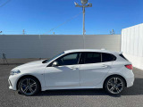 ご納車前には、BMWを熟知したメカニックによる100項目の点検・整備を行います。不具合箇所、交換時期に達している部品に関しましては、全て当社負担で交換してからのご納車となります。