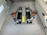 車いす用固定装置です。
