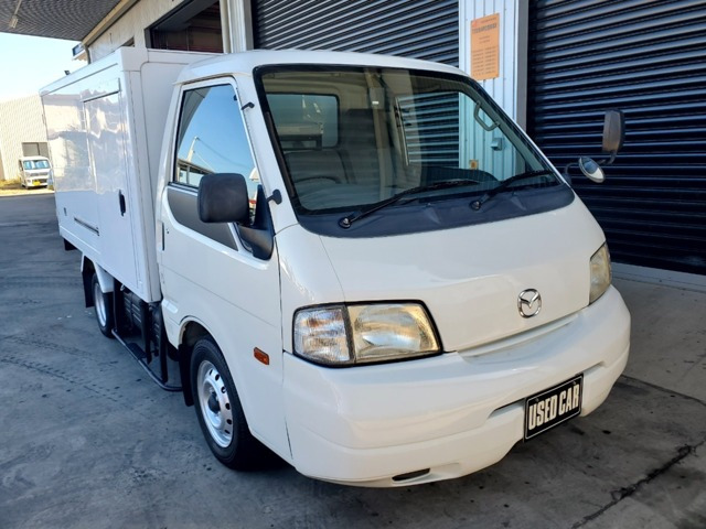 ボンゴトラック 冷蔵冷凍車 
