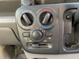 ★中古車なので、傷や凹みは多少はございます。小さな傷から大きな傷までさまざまです。大きな傷凹みは鈑金塗装修理後にお渡しを致しております。自社鈑金工場完備ですので、スピーディーな対応が可能です!