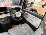 運転席画像です。ゆったりと運転出来ます★