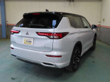 アウトランダー PHEV 2.4 P 4WD 
