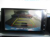 バックガイドモニターで、後方を確認しながら安心して駐車することができます。運転初心者も熟練者も必須の機能ですよ!