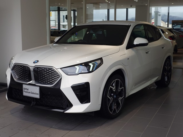 iX2 xドライブ30 Mスポーツ 4WD 