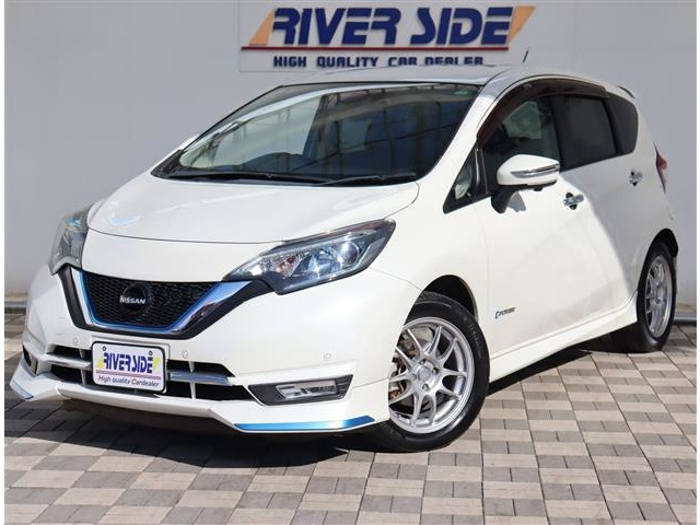 日産 ノート 1.2 e-POWER メダリスト メモリ―ナビフルセグアラウンドビュー | リバーサイド