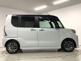 【ご納車前整備】エンジンオイル・オイルエレメント・エアクリーナー・クーラント・バッテリー・ワイパーゴムの徹底したご納車前整備、万が一の時には兵庫県下に23店舗ある弊社が即時に対応させて頂きます。