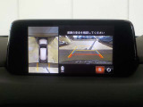 360°ビューモニターが装備されていますので、狭い駐車場への車庫入れも安心です。