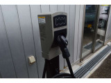 ☆電気自動車も充電可能です!