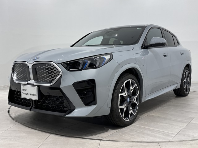 iX2 xドライブ30 Mスポーツ 4WD 