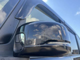 便利な電動格納ミラー!よりコンパクトにできて、せまい駐車場でも安心です◎