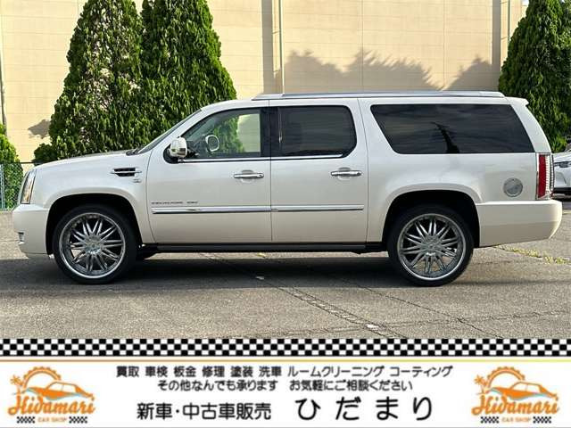 キャデラック エスカレード プラチナム 4WD AWD の中古車詳細 (7,000km