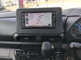 操作の簡単な純正ナビです。