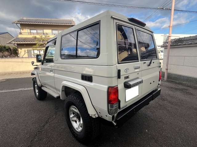 とおる ランドクルーザー70 4.2 ZX FRPトップ ディーゼル 4WDの燃費