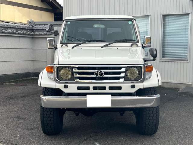 ランドクルーザー70 カラーサンプル　白　ホワイト トヨタ ランドクルーザー70 4.2 ZX ディーゼル 4WD(52739390