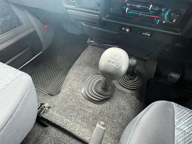 FRP製カボチャ ランドクルーザー70 4.2 ZX FRPトップ ディーゼル 4WD 純正