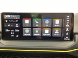 多機能と操作のしやすさを両立した、Honda CONNECT対応のナビディスプレーです。ETC2.0車載器もナビゲーション連動し、スマートフォン用Bluetoothユニット付きです。