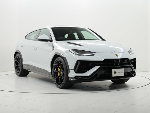ウルス ペルフォルマンテ 4WD 