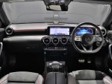 Aクラスセダン A250 4マチック AMGライン 4WD 4マチック AMGライン 4WD