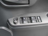 便利なパワーウインドウも完備です!