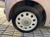 ホワイトWHEELがかわいいですね! タイヤ山もしっかりあります。