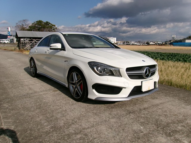 CLAクラス AMG CLA45 4マチック 4WD 