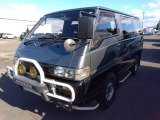 三菱 デリカスターワゴン 2.5 エクシード エアロルーフ ディーゼル 4WD
