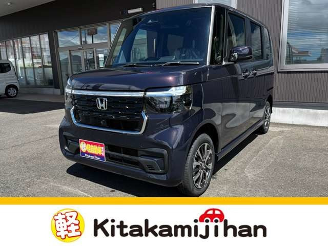 N-BOXカスタム  カスタム 660 4WD