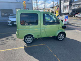 人気のミゼット2カーゴD可愛いライムグリーンNEWペイント(全塗装済)程度良好な1台AC付きで快適是非趣味の1台に加えてください
