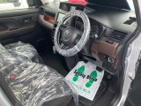 運転席・助手席の俯瞰視点です!乗った際のイメージが湧きます!