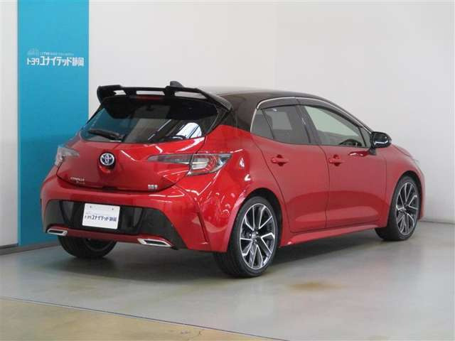 中古車 トヨタ カローラスポーツ 1.8 ハイブリッド G Z の中古車