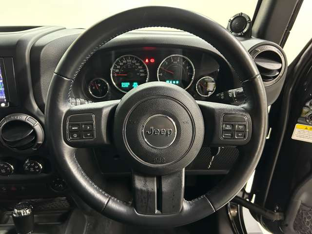 中古車 クライスラージープ ラングラー アンリミテッド スポーツ