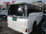 ヴォクシー 2.0 ZS 煌II 4WD 