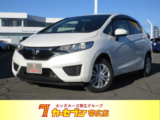 フィット 1.3 13G Fパッケージ 4WD 