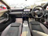 CLAクラス CLA200d AMGラインパッケージ 