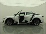 クラウンクロスオーバー 2.5 G アドバンスト レザー パッケージ E-Four 4WD 