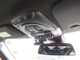バックモニターも装備しております!車庫入れの苦手なお客様、もうご心配いりません。バックモニターがあれば、ぶつける心配一切無し!重宝してくれると思います。