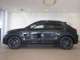 T-Roc R ブラック スタイル 4WD 