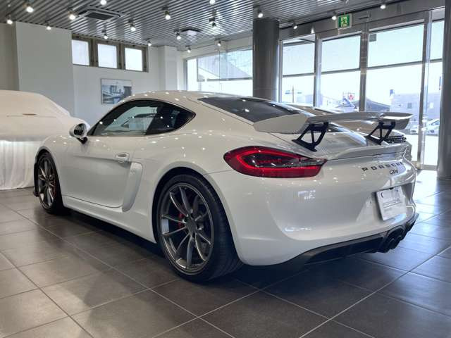 ポルシェ ケイマン GT4 の中古車詳細 (22,000km, キャララ