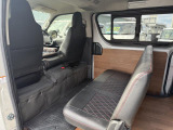 自社認証工場を完備しておりますので、納車前の車検・整備や、アフターメンテナスもばっちりですので、安心して当社にお任せ下さい。また、当社にて車輌ご成約のお客様はオイル交換永久無料のサービス付きです!また