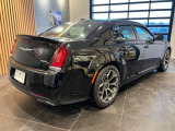 300 S 
