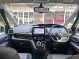 セレナ 1.2 e-POWER ハイウェイスター V 