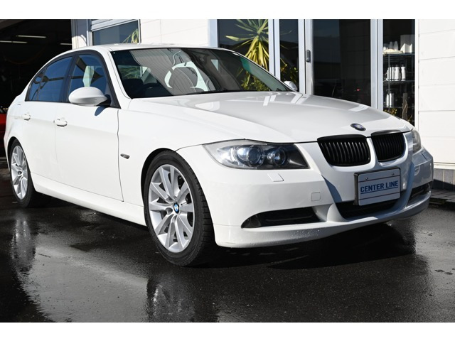 3シリーズセダン 320i 